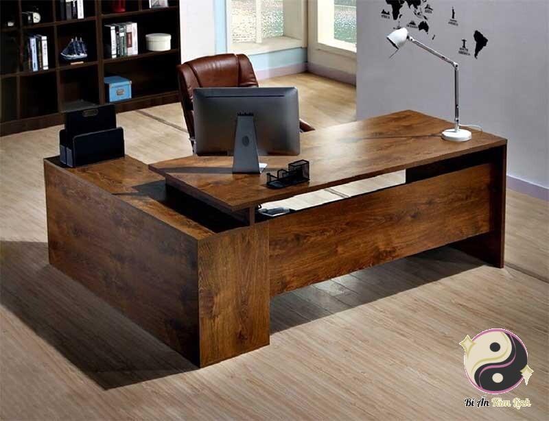 Bàn làm việc người mệnh mộc nên chọn hướng Đông